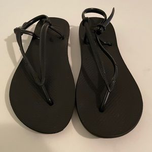 HAVAIANAS Sandals